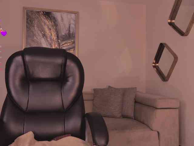 MaryLewis webcam