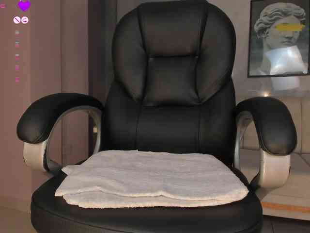 MaryLewis webcam