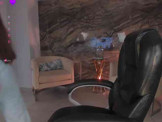 MaryLewis webcam