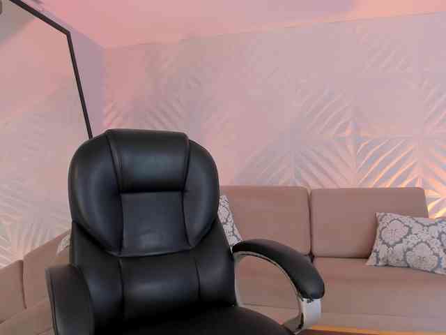 MaryLewis webcam