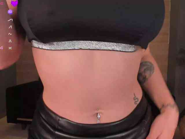 MaryLewis webcam