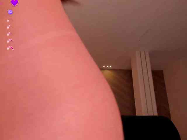 MaryLewis webcam