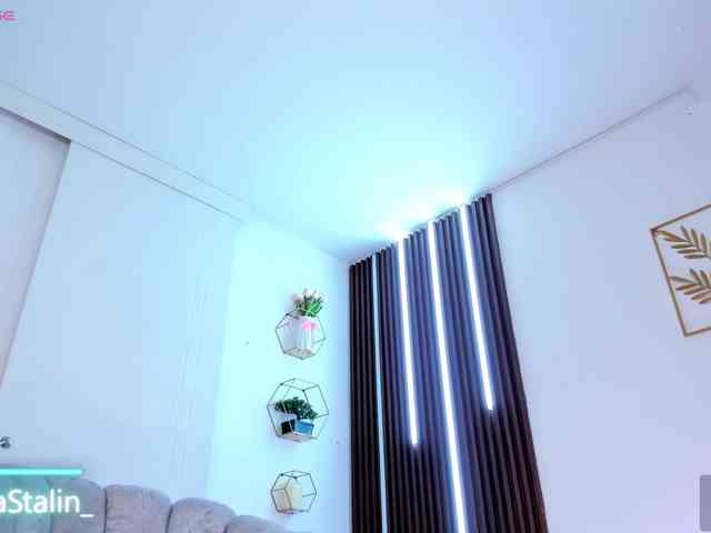 AnaStalin1