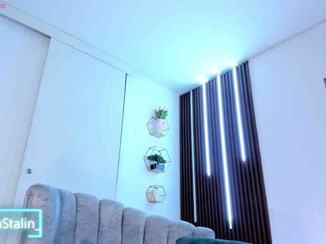 AnaStalin1