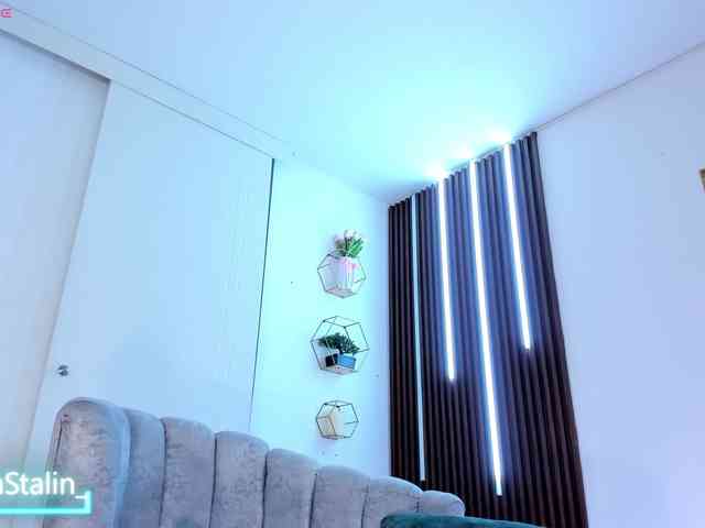 AnaStalin1