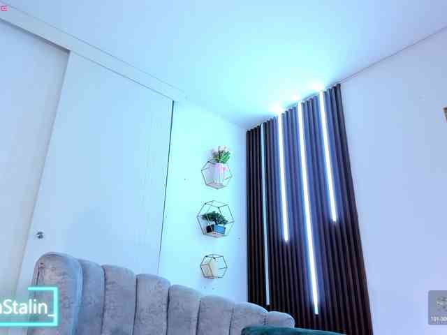 AnaStalin1