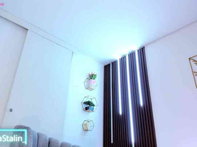 AnaStalin1