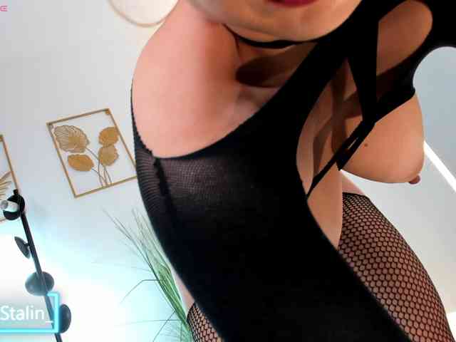 AnaStalin1