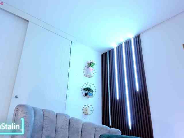 AnaStalin1