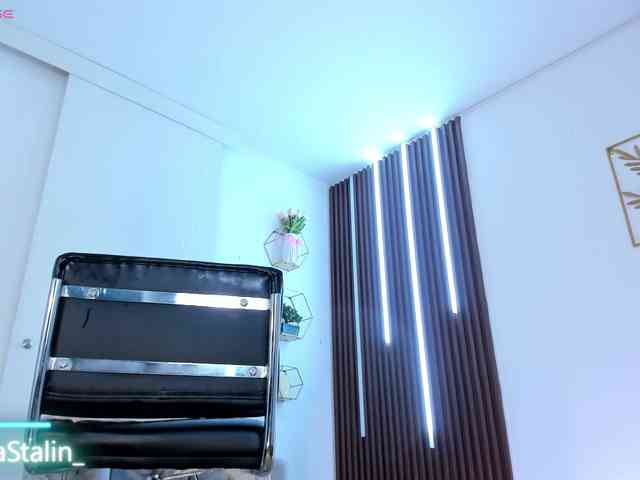 AnaStalin1