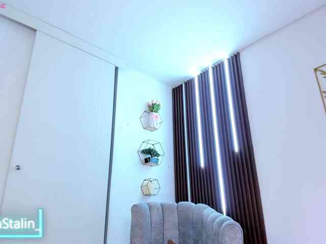 AnaStalin1