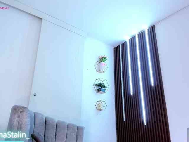 AnaStalin1