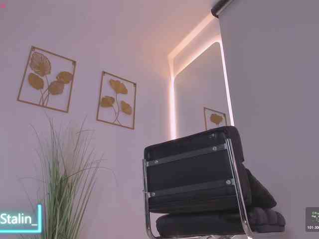 AnaStalin1