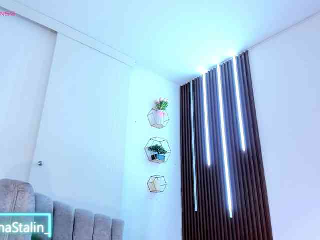 AnaStalin1