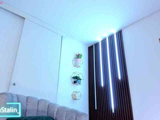 AnaStalin1