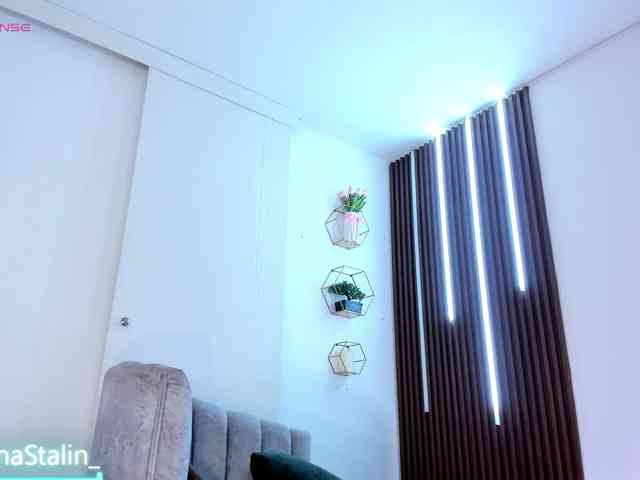 AnaStalin1