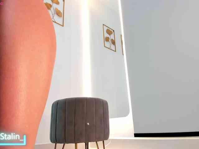 AnaStalin1