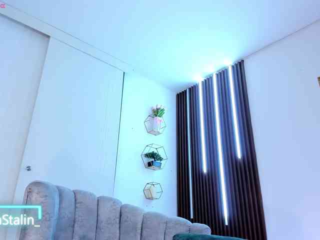 AnaStalin1