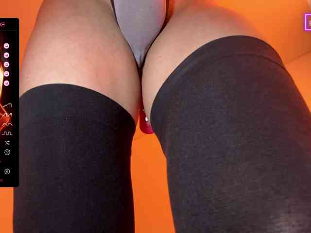 TathiDelvey Sex Cam Show