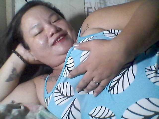 sweetasian33 live cam on BongaCams
