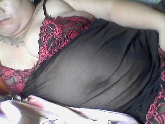 sweetasian33 live cam on BongaCams