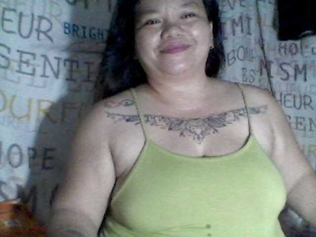 sweetasian33 live cam on BongaCams