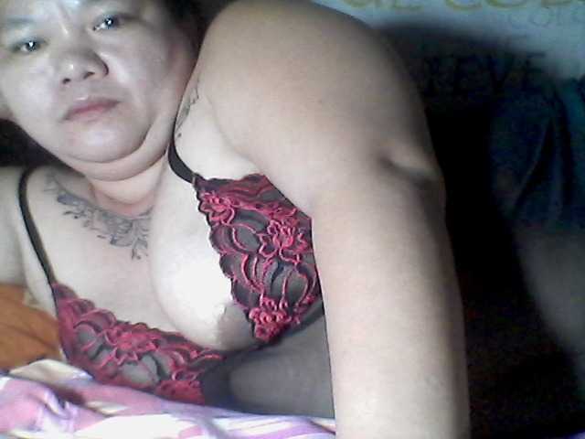 sweetasian33 live cam on BongaCams