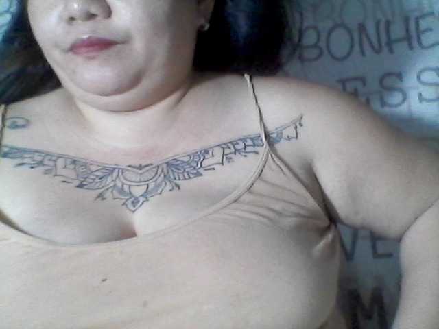sweetasian33 live cam on BongaCams