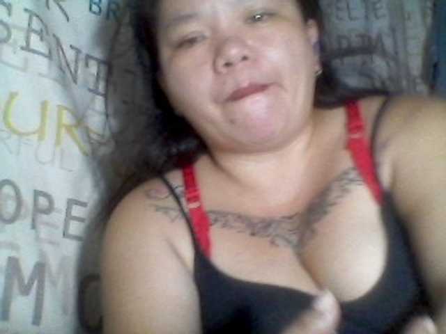 sweetasian33 live cam on BongaCams