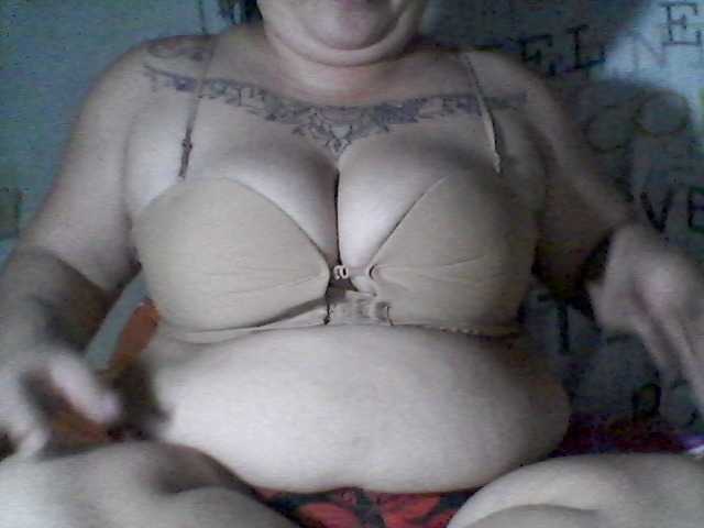 sweetasian33 live cam on BongaCams