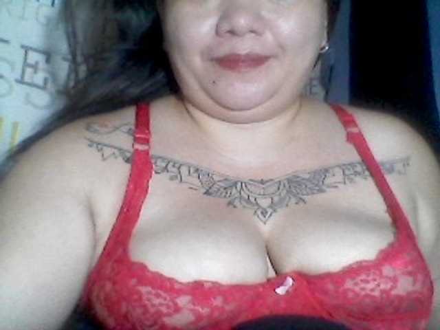 sweetasian33 live cam on BongaCams