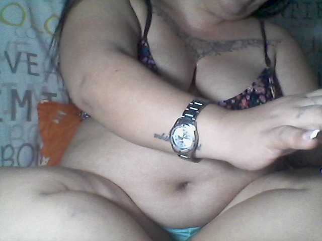 sweetasian33 live cam on BongaCams