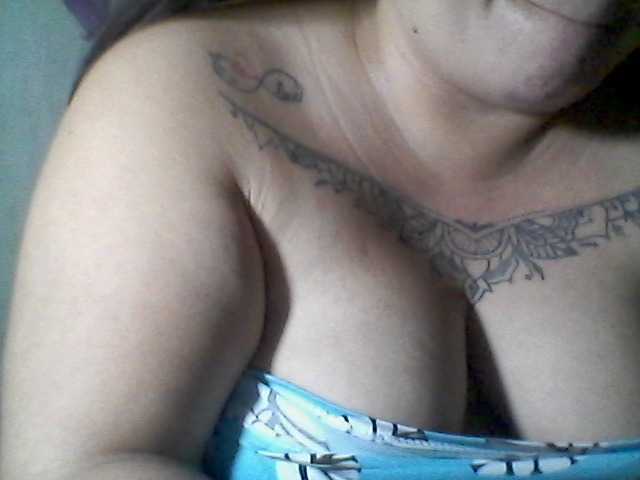 sweetasian33 live cam on BongaCams