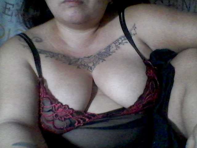 sweetasian33's BongaCams show and profile