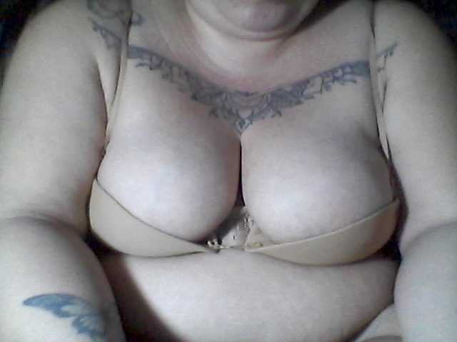 sweetasian33 live cam on BongaCams