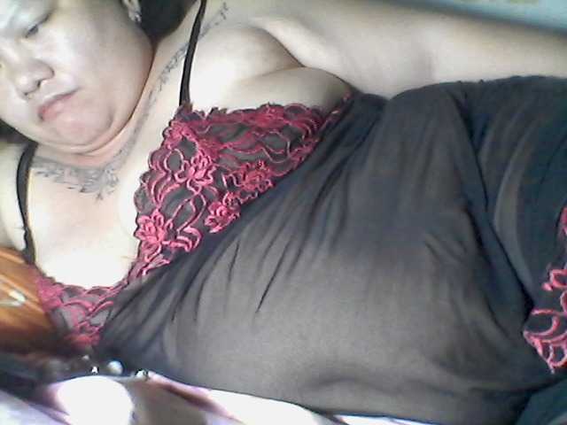 sweetasian33 live cam on BongaCams