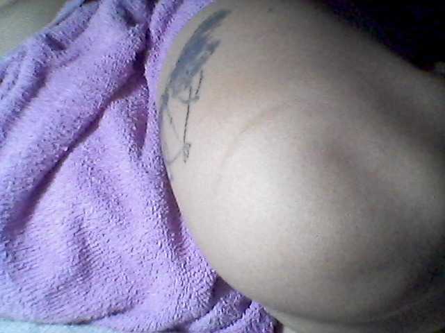 sweetasian33 live cam on BongaCams