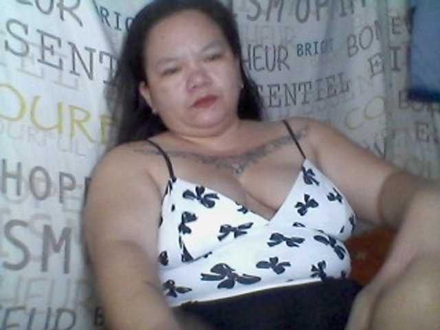 sweetasian33 live cam on BongaCams