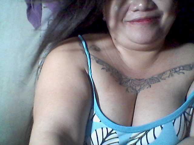 sweetasian33 live cam on BongaCams