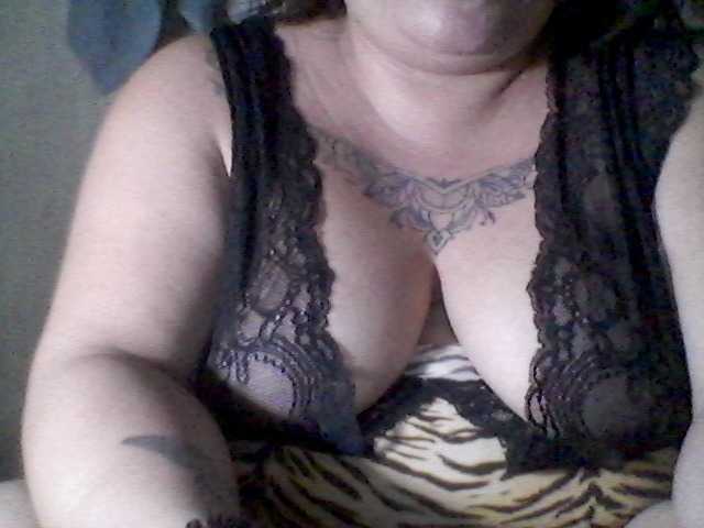 sweetasian33 live cam on BongaCams