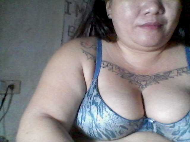 sweetasian33 live cam on BongaCams
