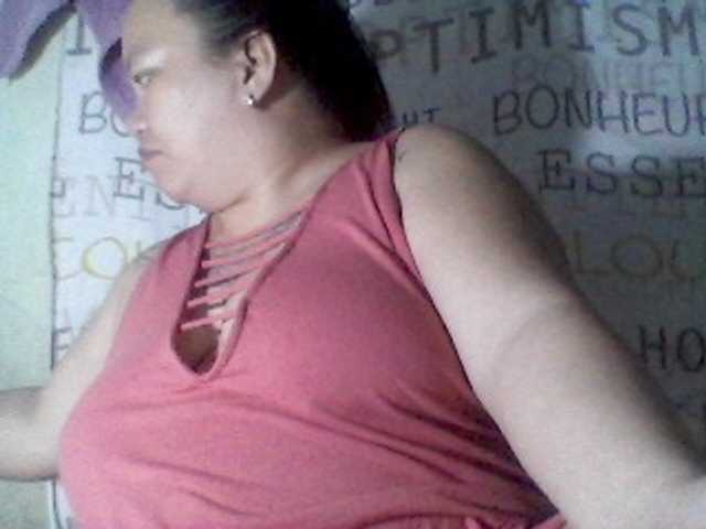 sweetasian33 live cam on BongaCams
