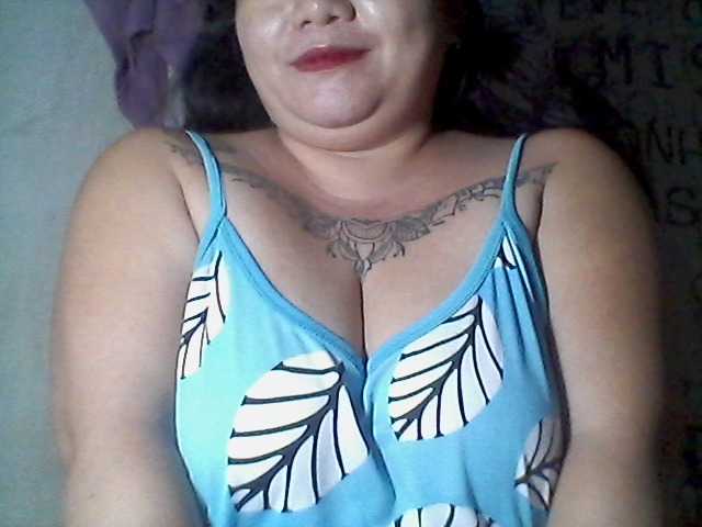 sweetasian33 live cam on BongaCams