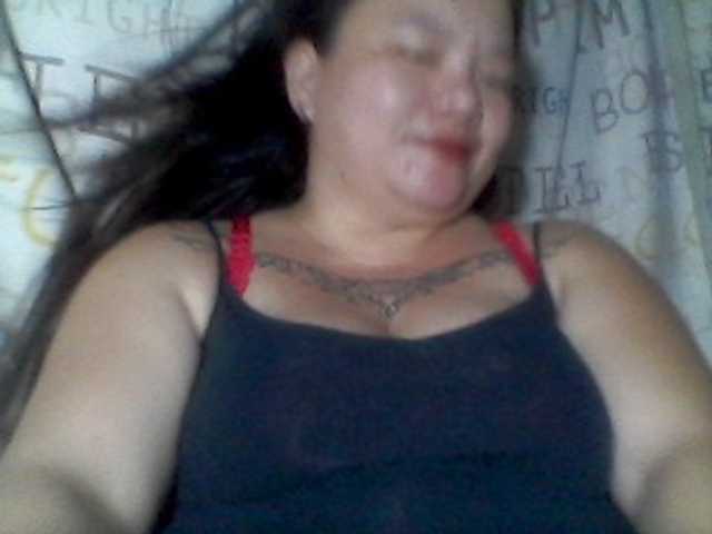 sweetasian33 live cam on BongaCams