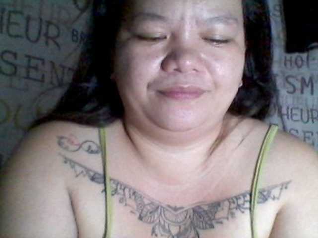 sweetasian33 live cam on BongaCams