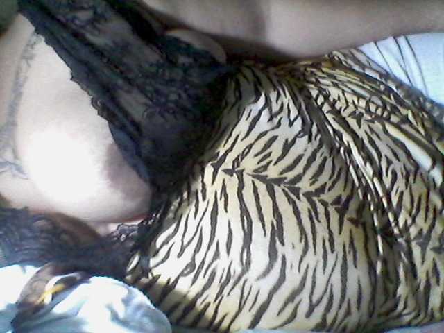 sweetasian33 live cam on BongaCams