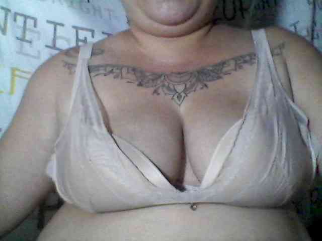 sweetasian33 webcam