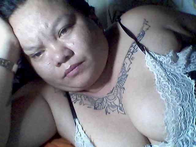 sweetasian33 webcam