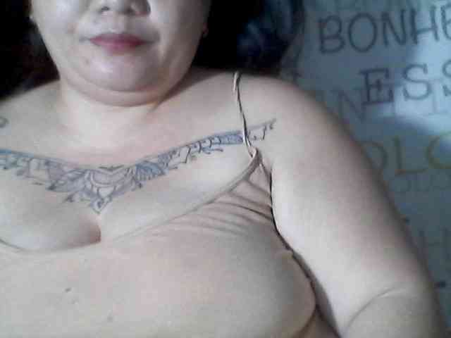 sweetasian33