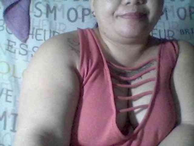 sweetasian33 webcam